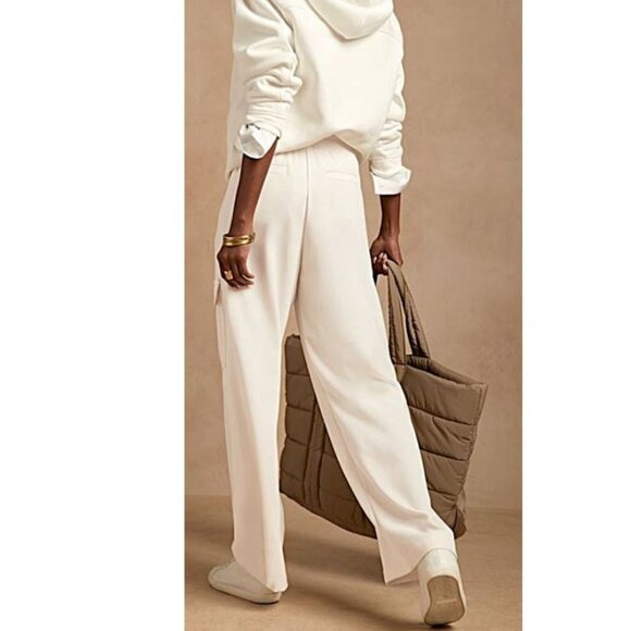 BR SPORT, Cream coloured wide leg performance cargo pant - Picture 4 of 15